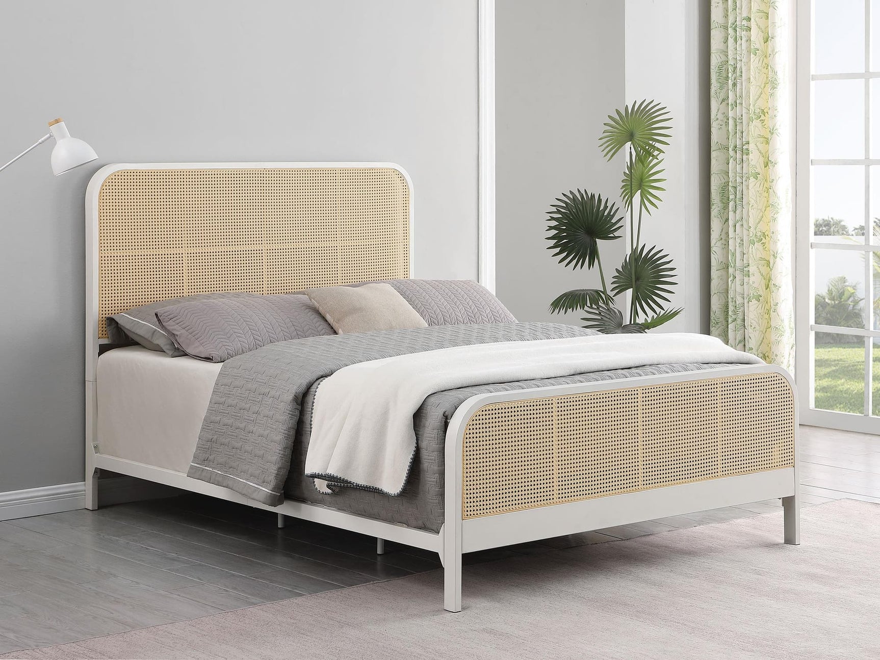 Lanewood White Polyethylene Rattan Upholstered Metal King Bed, front view