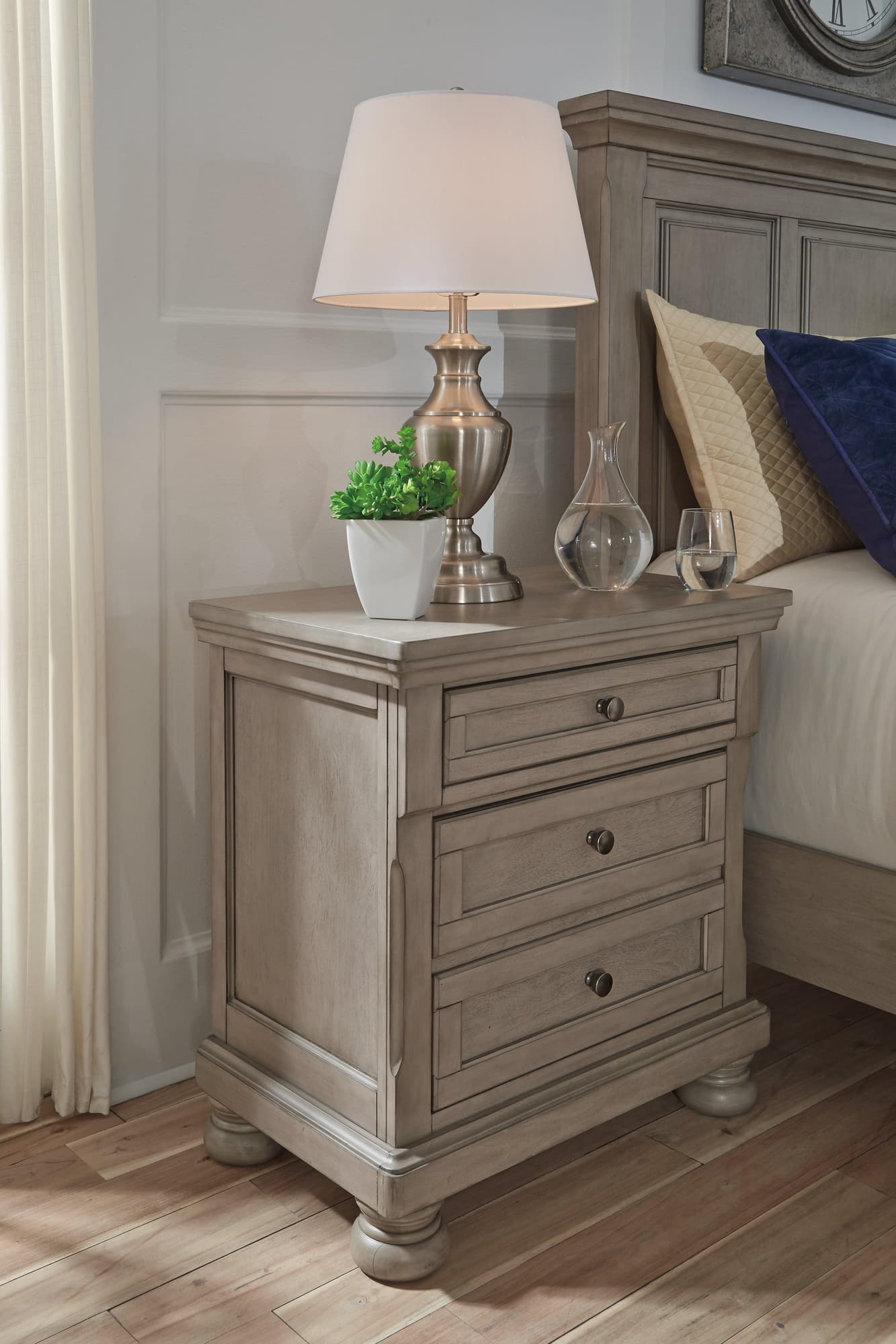 Lettner Light Gray Nightstand front view