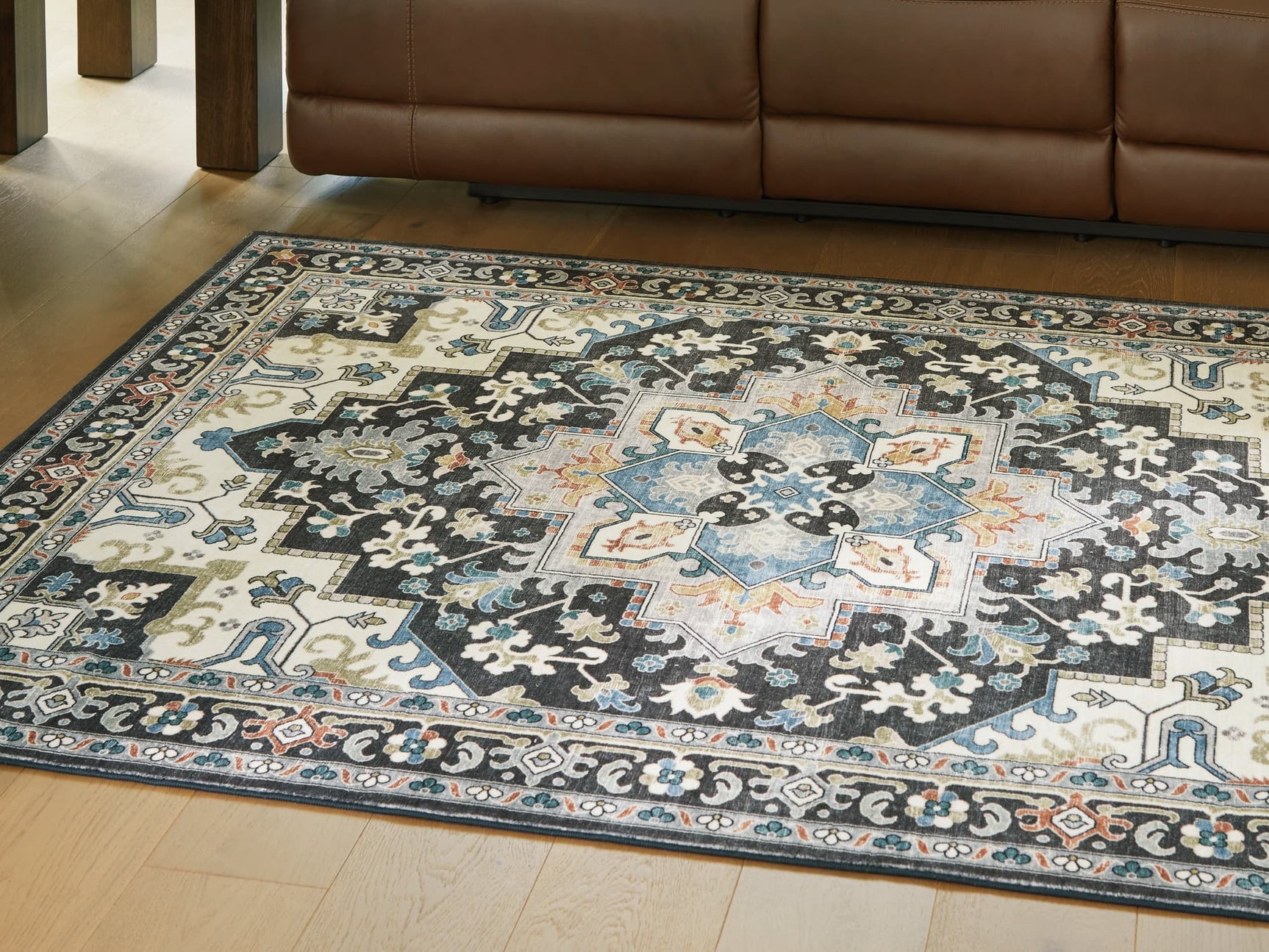 Leningston 5x7 black cream blue washable rug front view