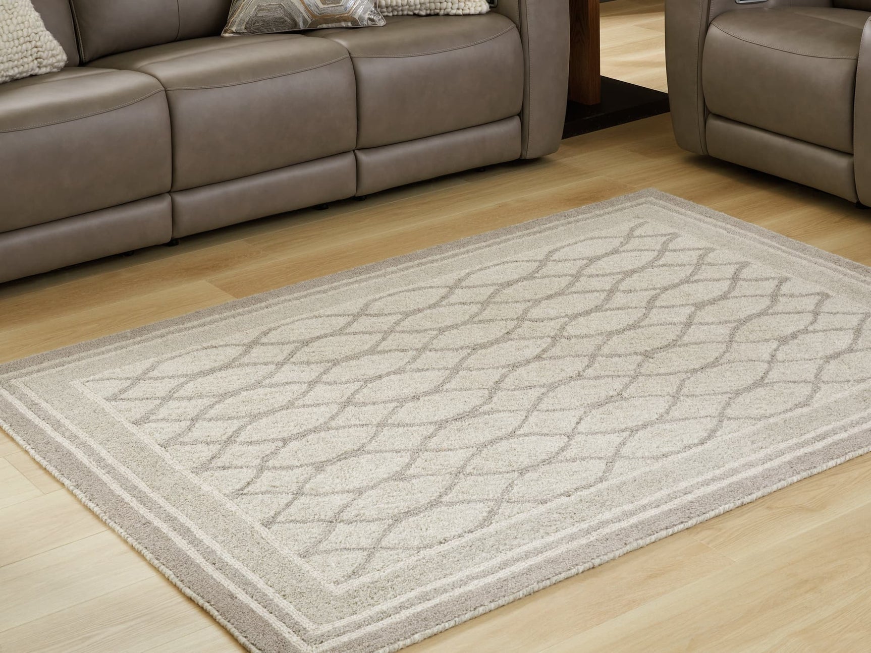 Wimney Gray Medium Wool Rug laid flat showing bordered pattern