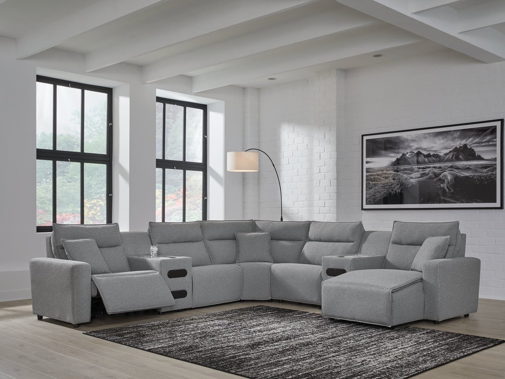 Modmax sectional front view with chaise in salt and pepper fabric
