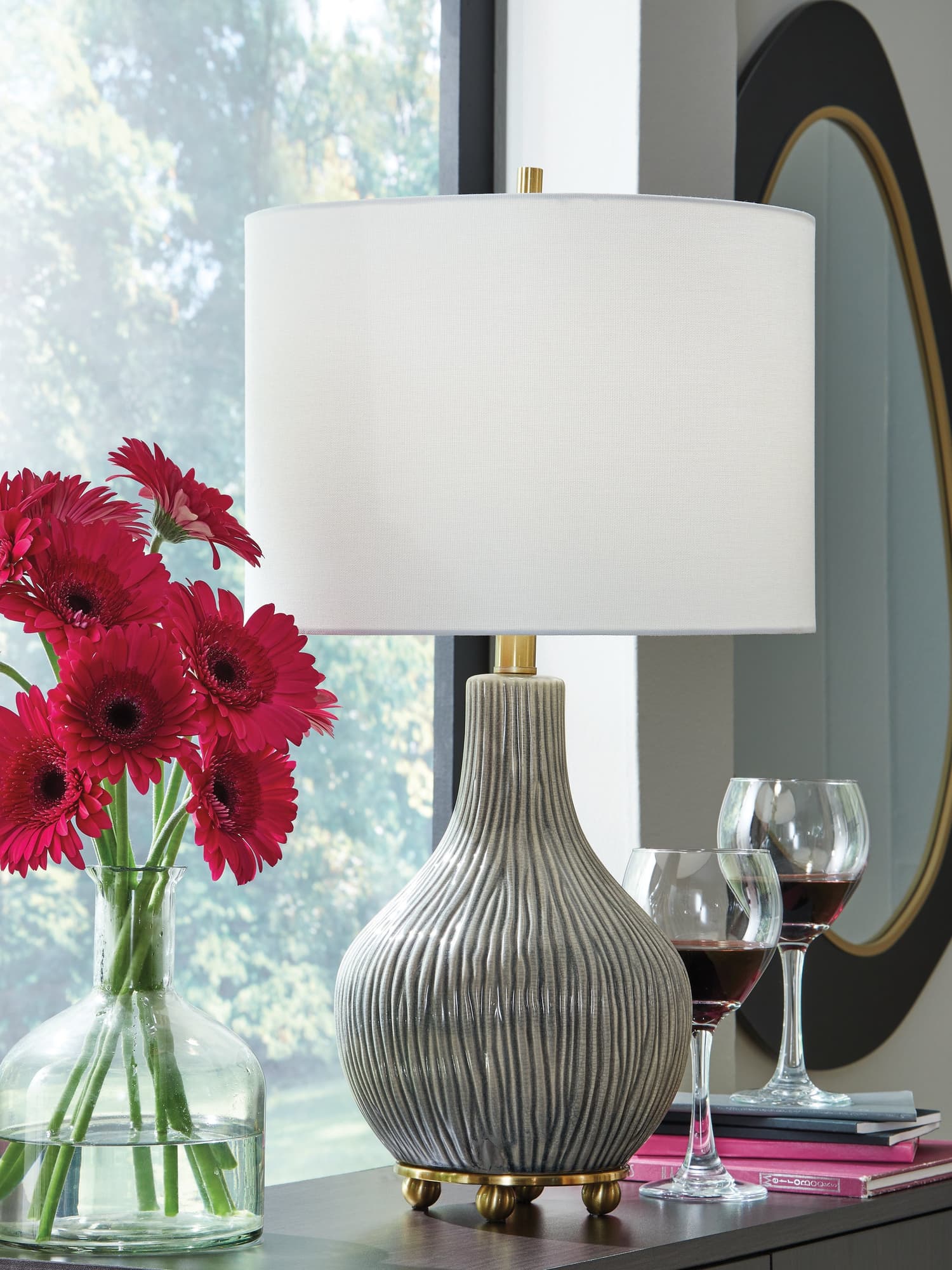 Judlen Gray and Gold Finish Table Lamp front view