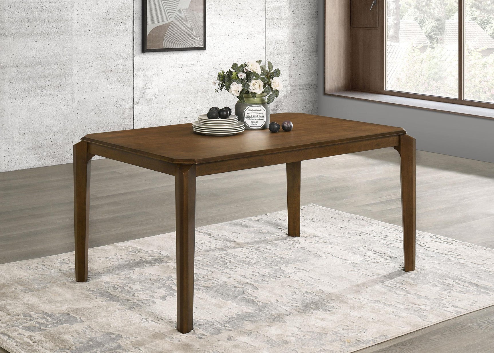 Almonte dining table side view