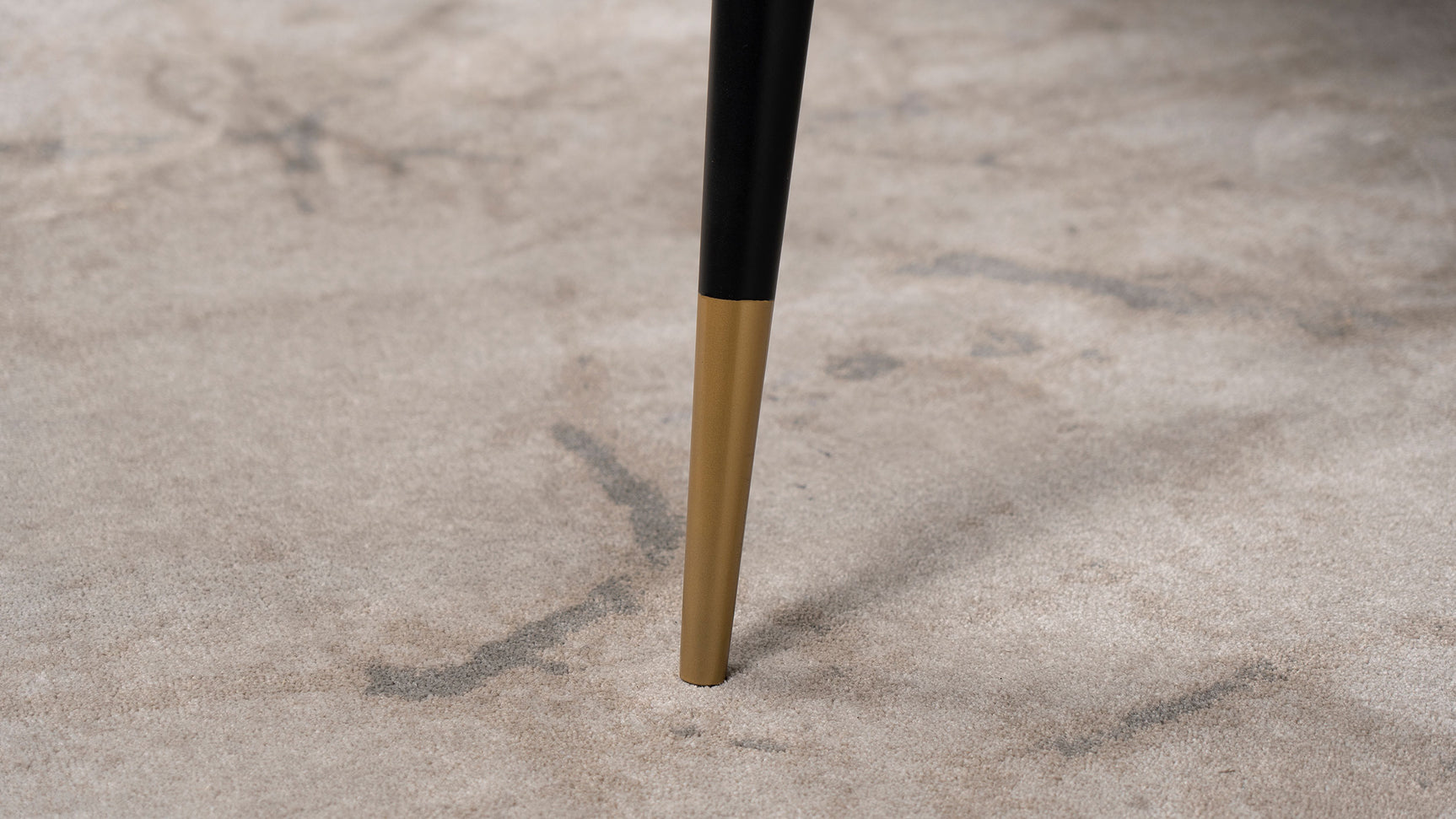 top view of Zetta dining table surface