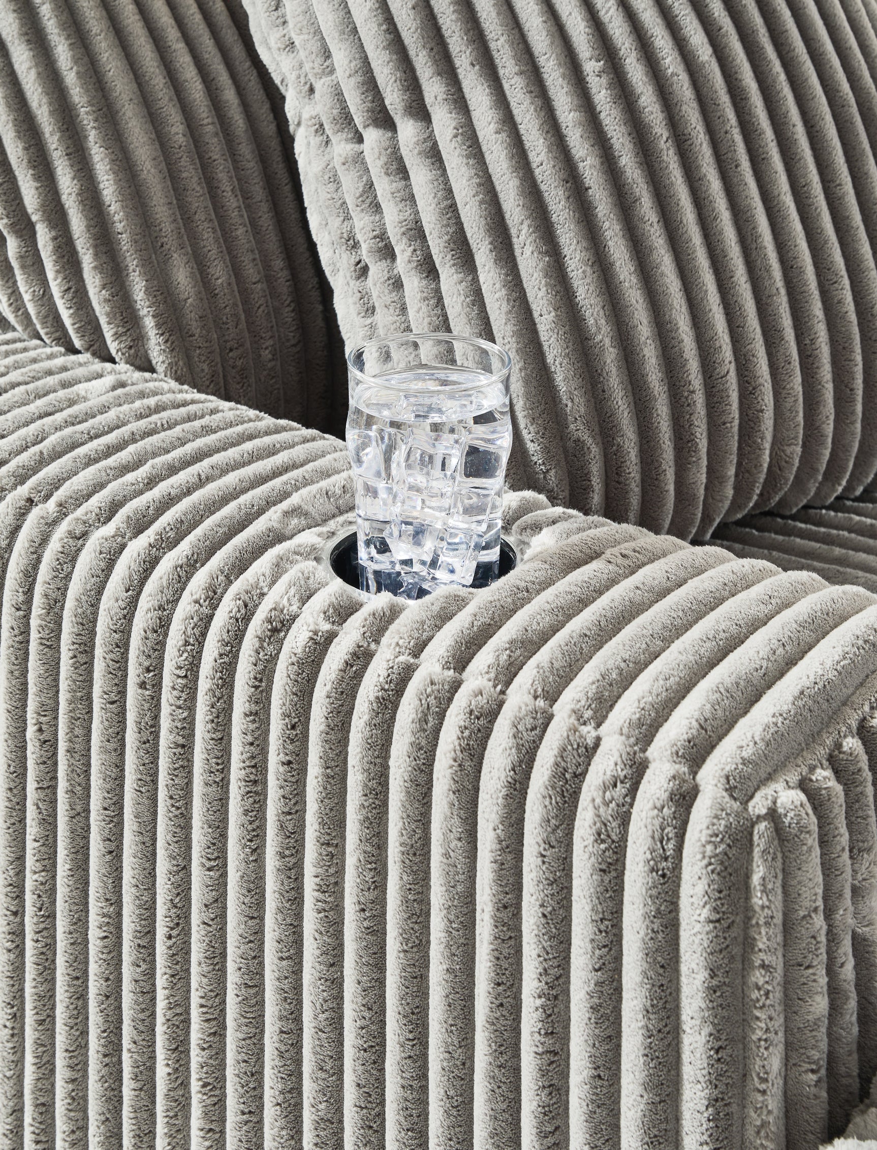 USB charging port detail on Lindyn Chaise