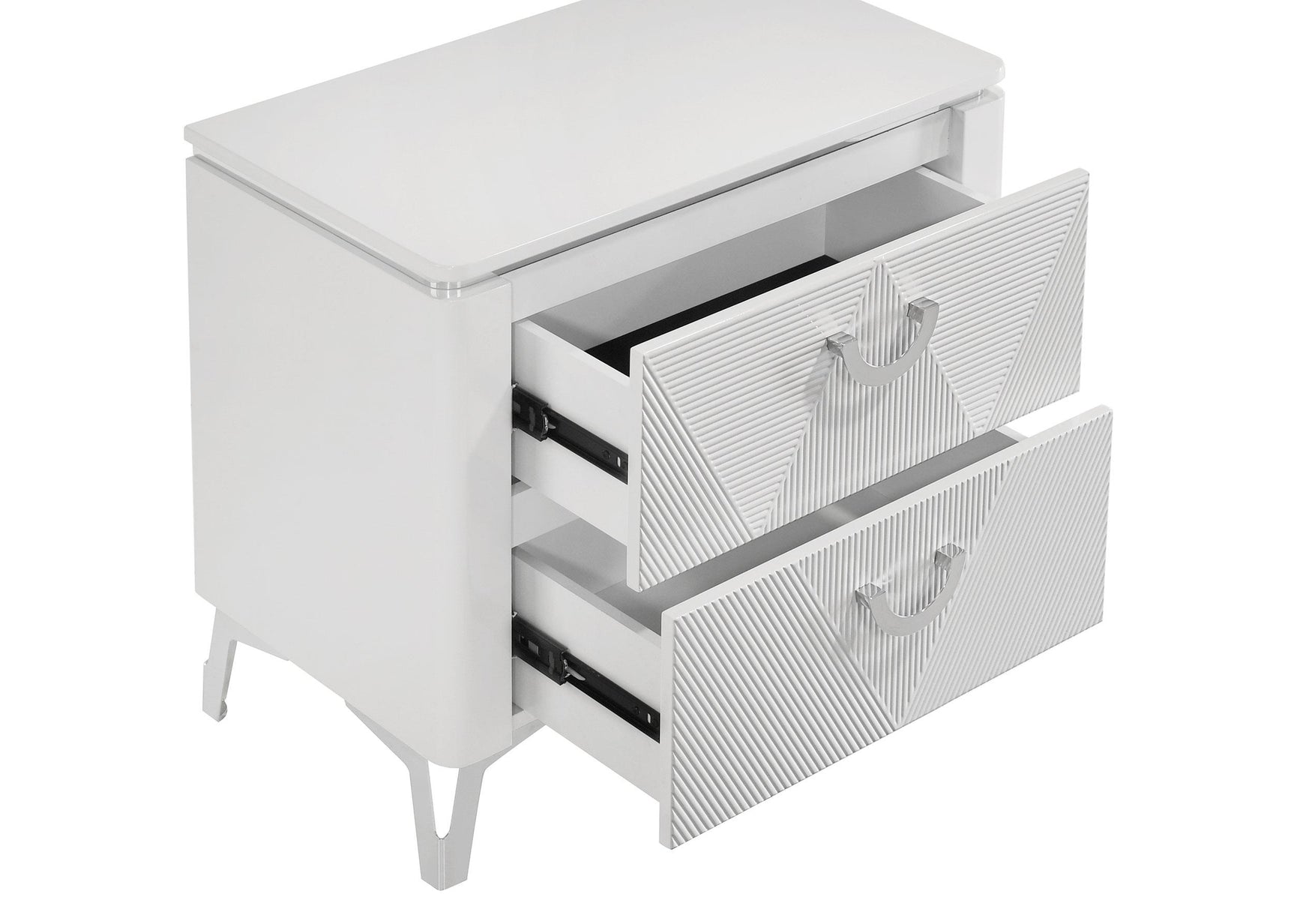 Drawer pulls and geometric drawer front detail