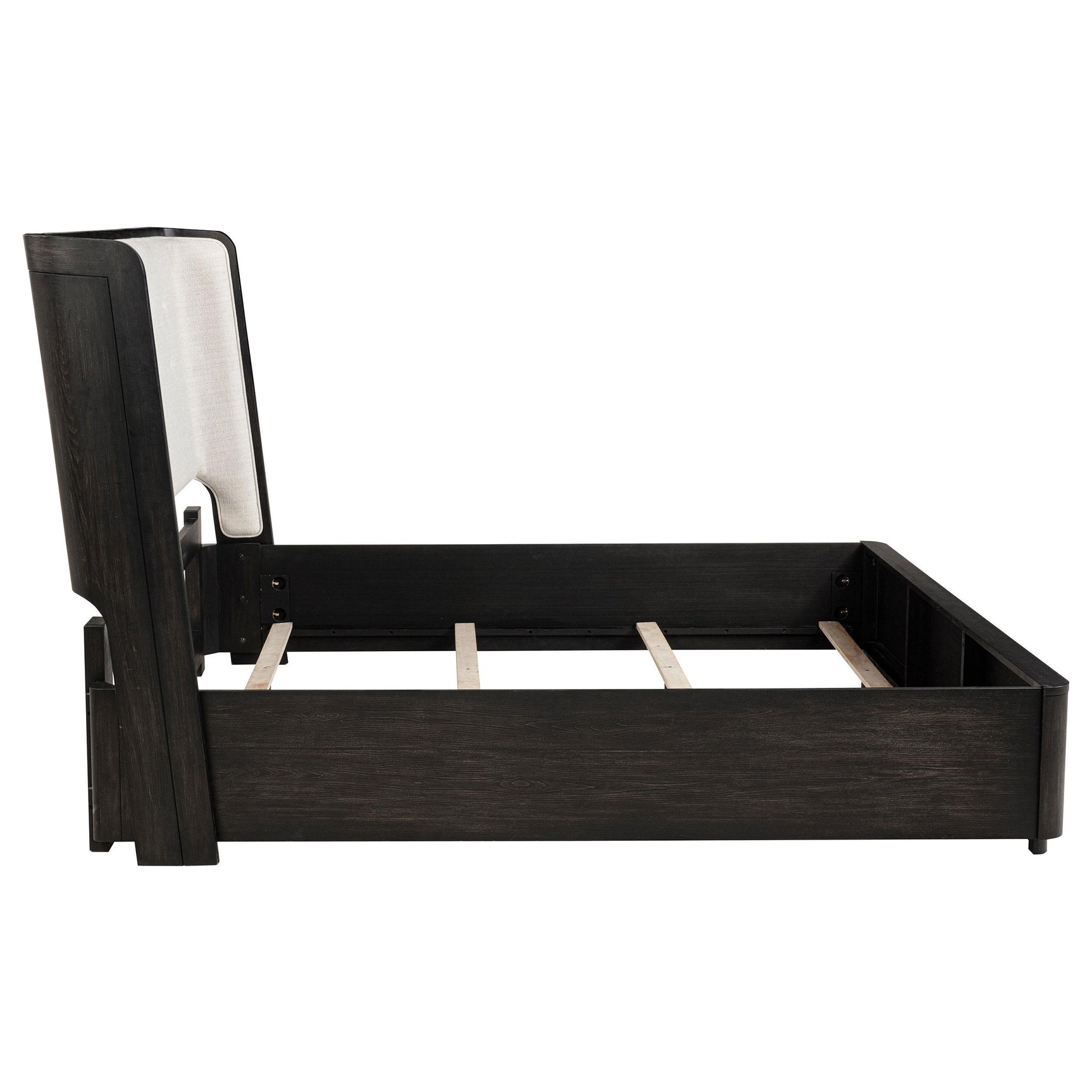 Leandro Queen Wingback Bed footboard and frame detail