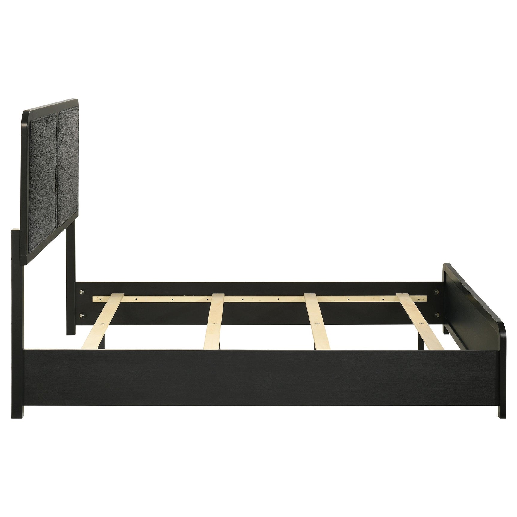 Low-profile footboard of the Cavelle upholstered bed