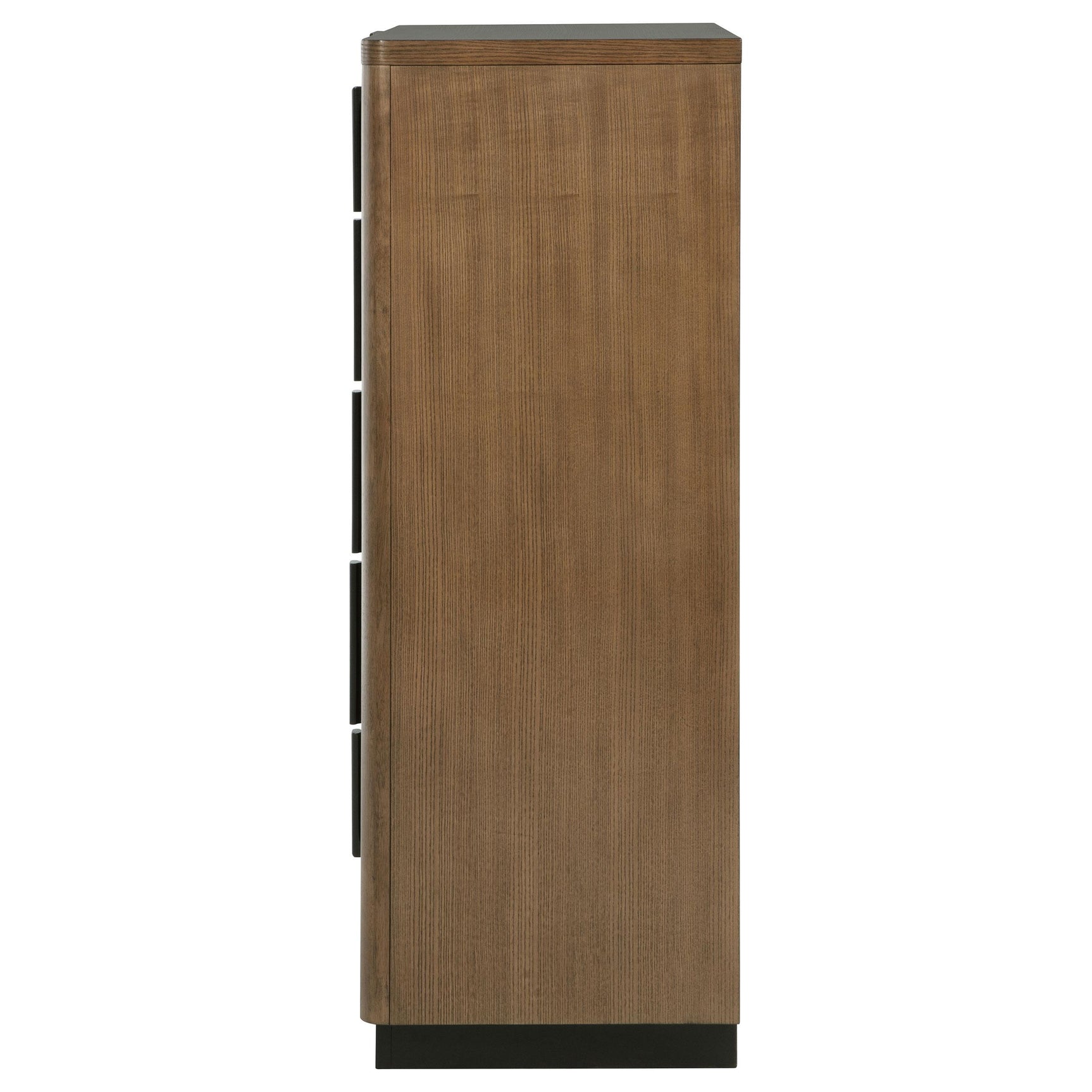 Drawer dovetail joinery on Terrace chest