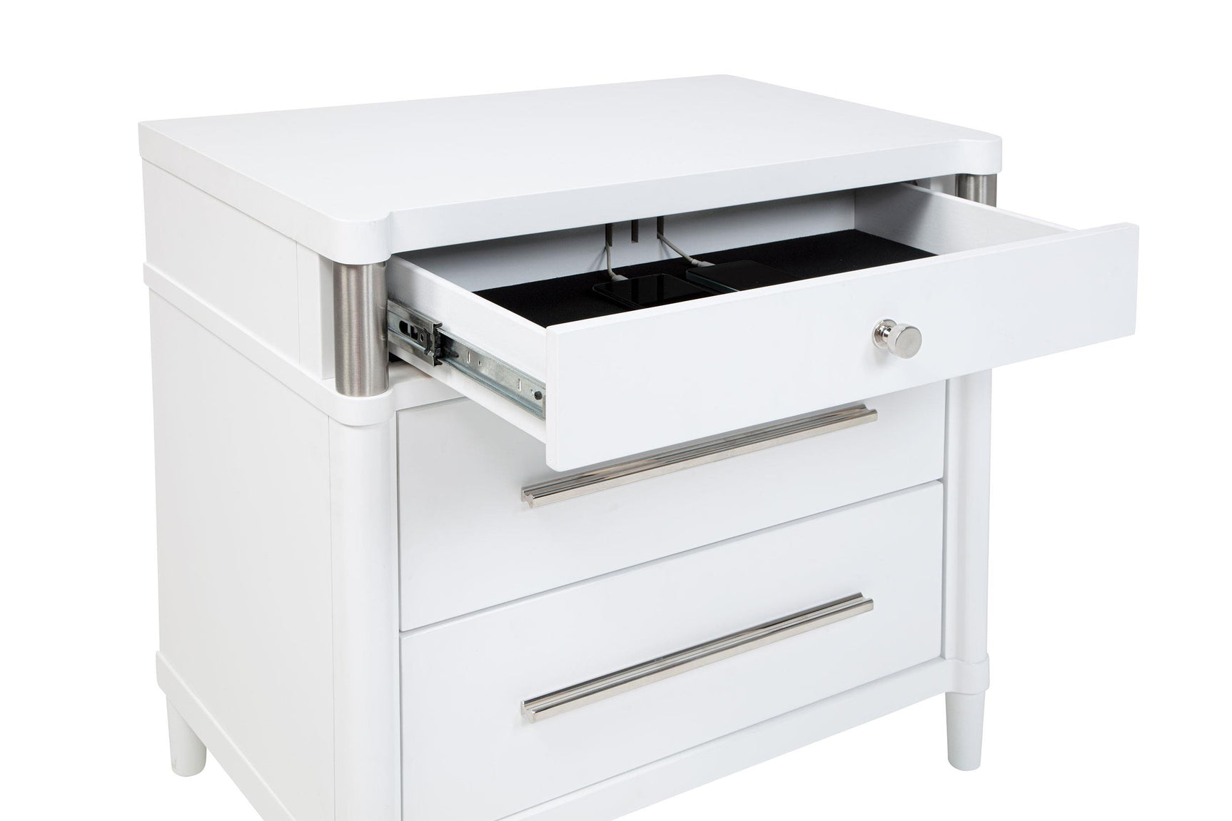 Gracemont white 3-drawer bedroom nightstand front view