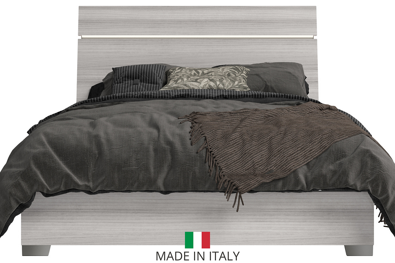 Mia Gray LED Queen Bedroom Set with dresser and mirror