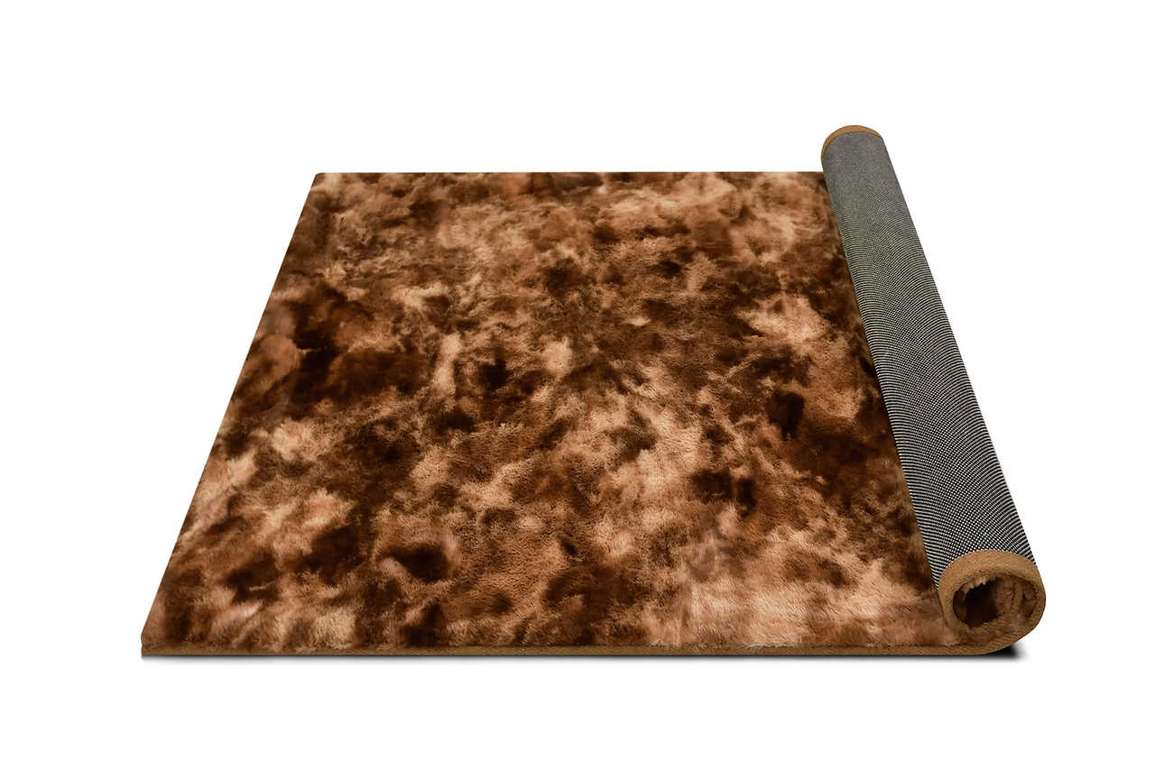 Side view of Rabbit Chocolate Tie Dye 5x7 Rug