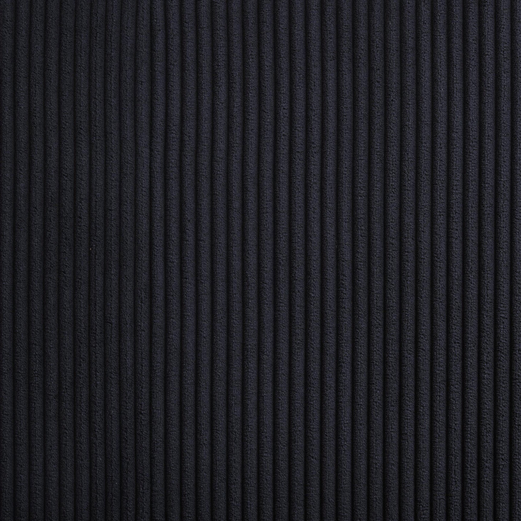 Footboard and support leg detail