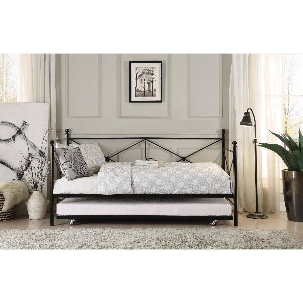 Jones Black Metal Daybed with Trundle black finish detail