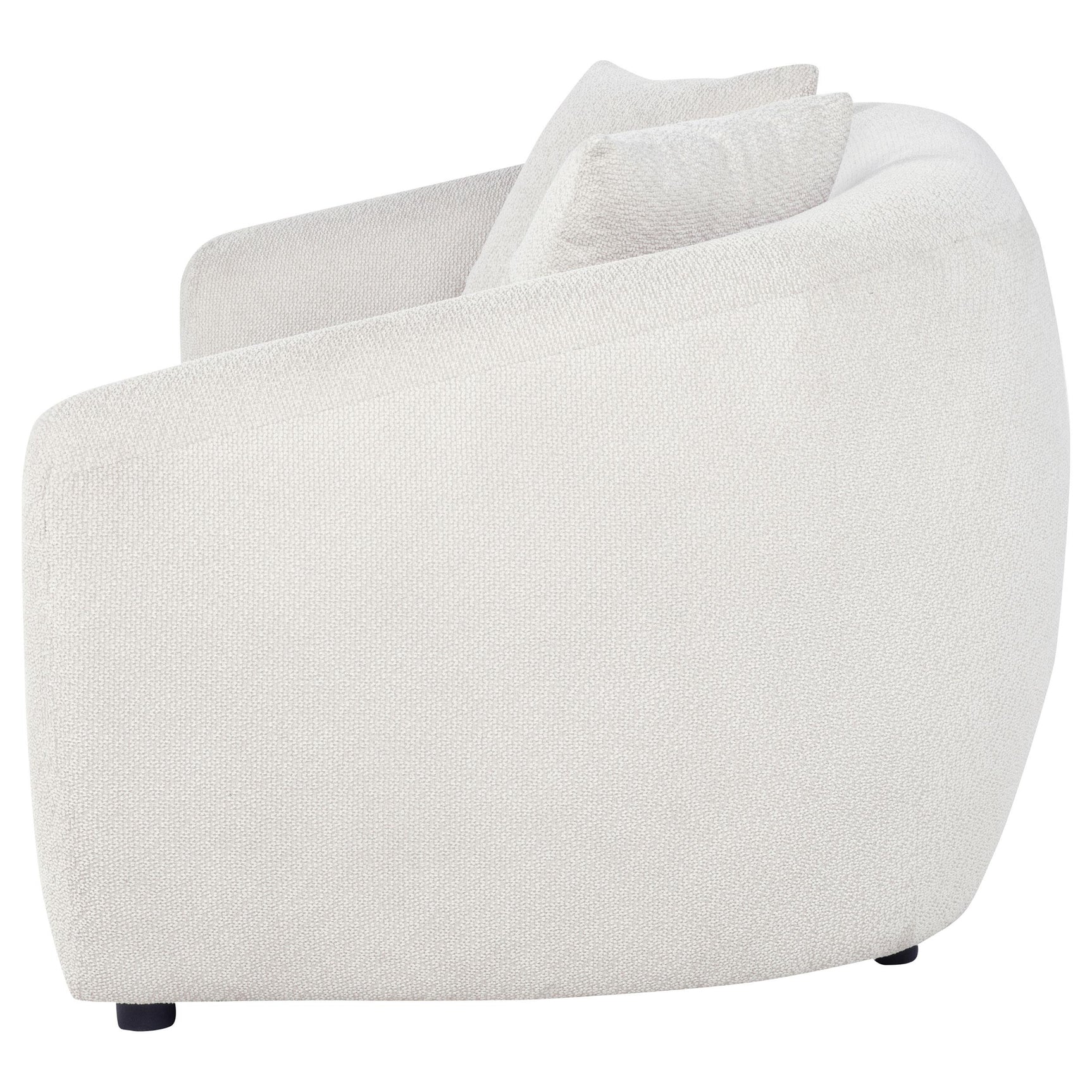 Removable seat cushions on Isabella loveseat