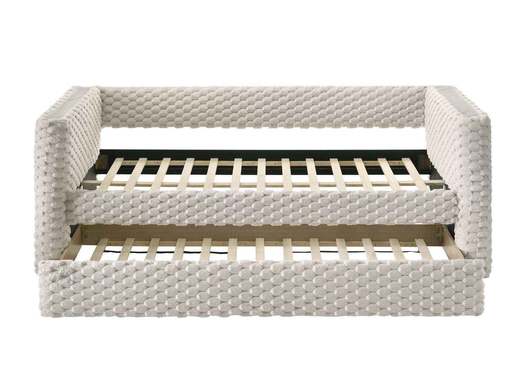 Daybed slats and frame underside