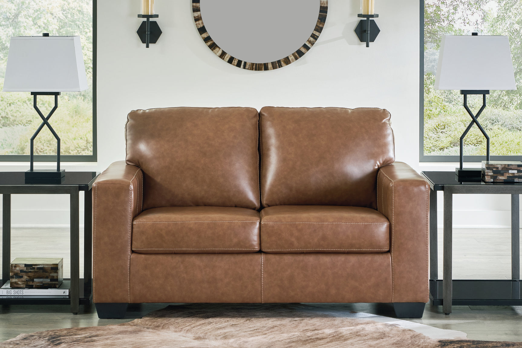 Bolsena sofa closed position close-up