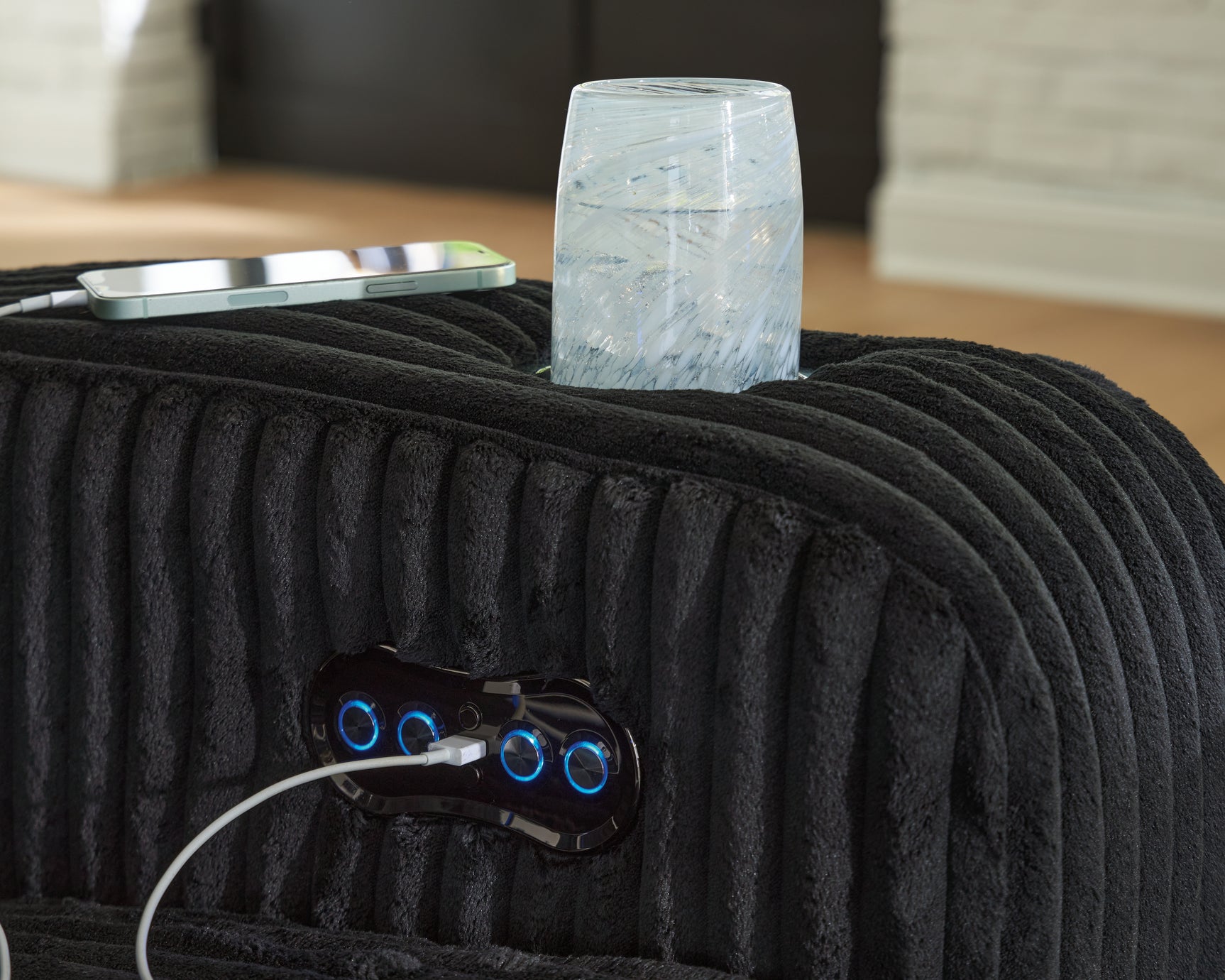 Power control, USB port, and cup holder detail