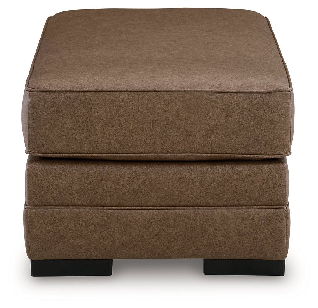 VillaCourt Ottoman corner angle