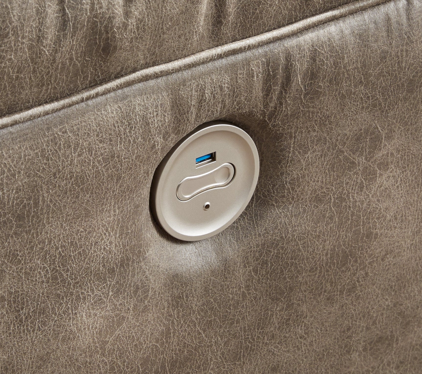 USB charging port detail on Ravenel power reclining sectional