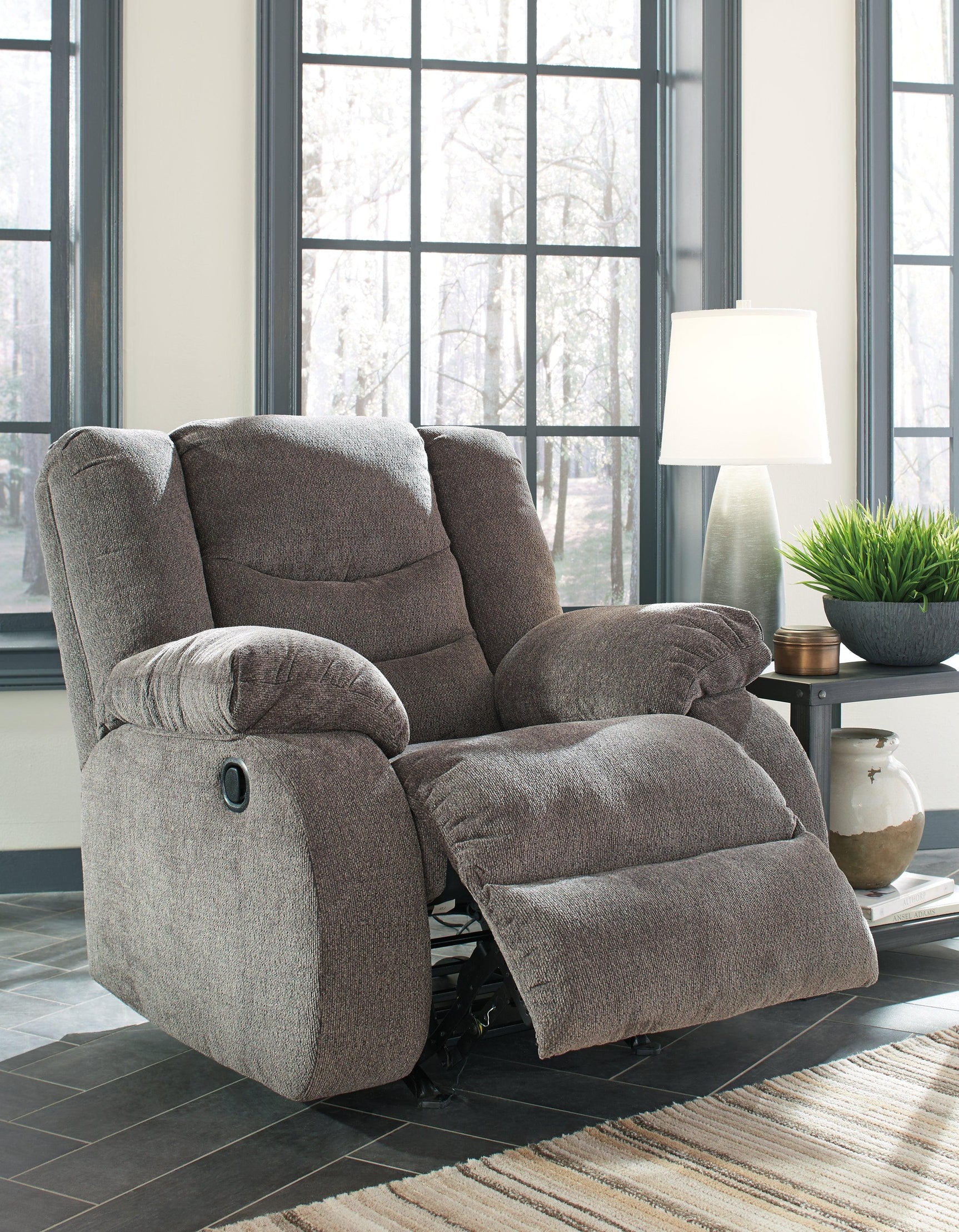 Tulen Gray Chenille Recliner - detailed fabric close-up