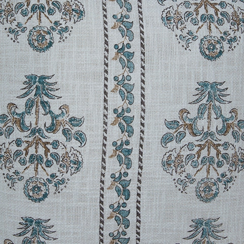 Paulmour fabric swatch showing color pattern