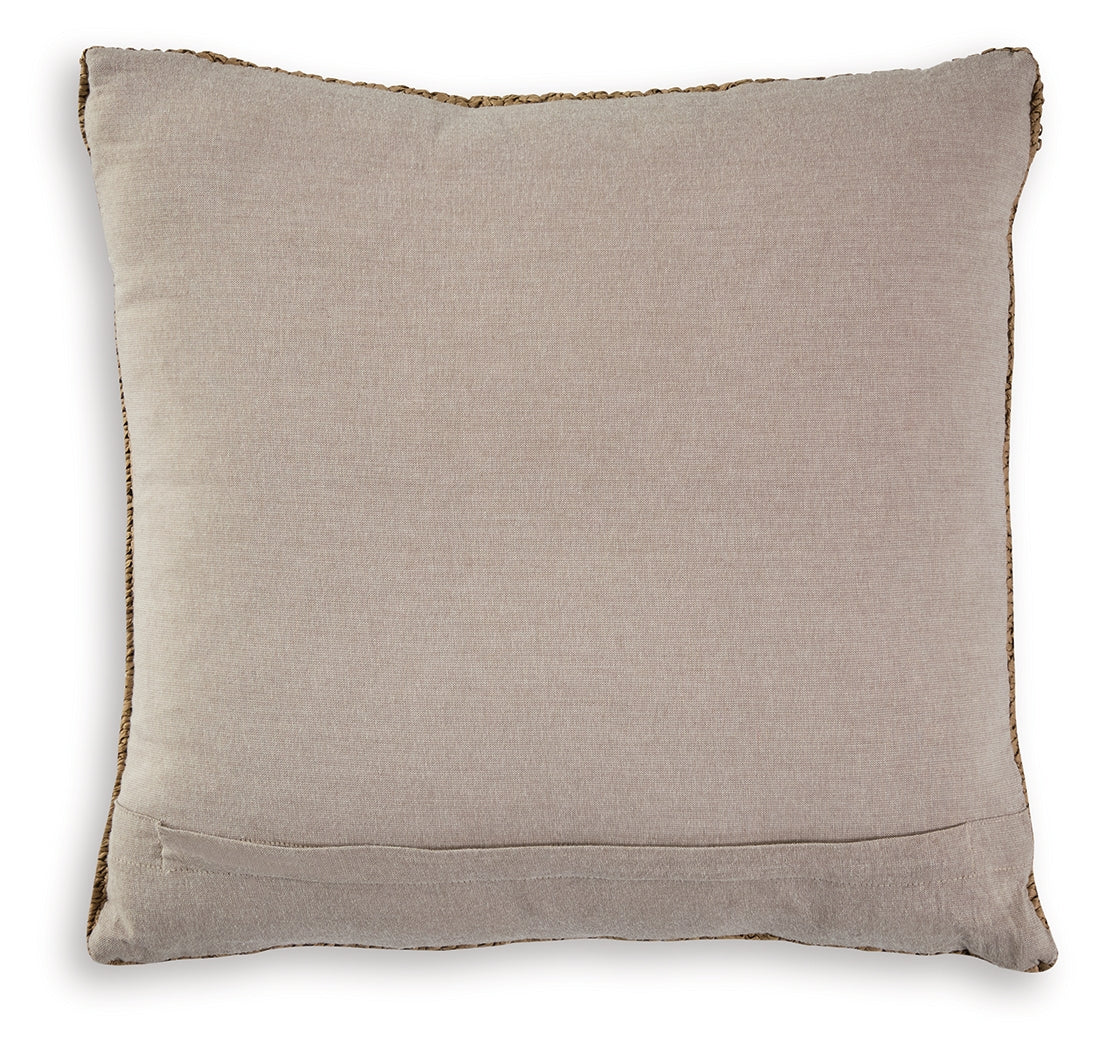 Close look at zipper closure on Habenvale tan pillow