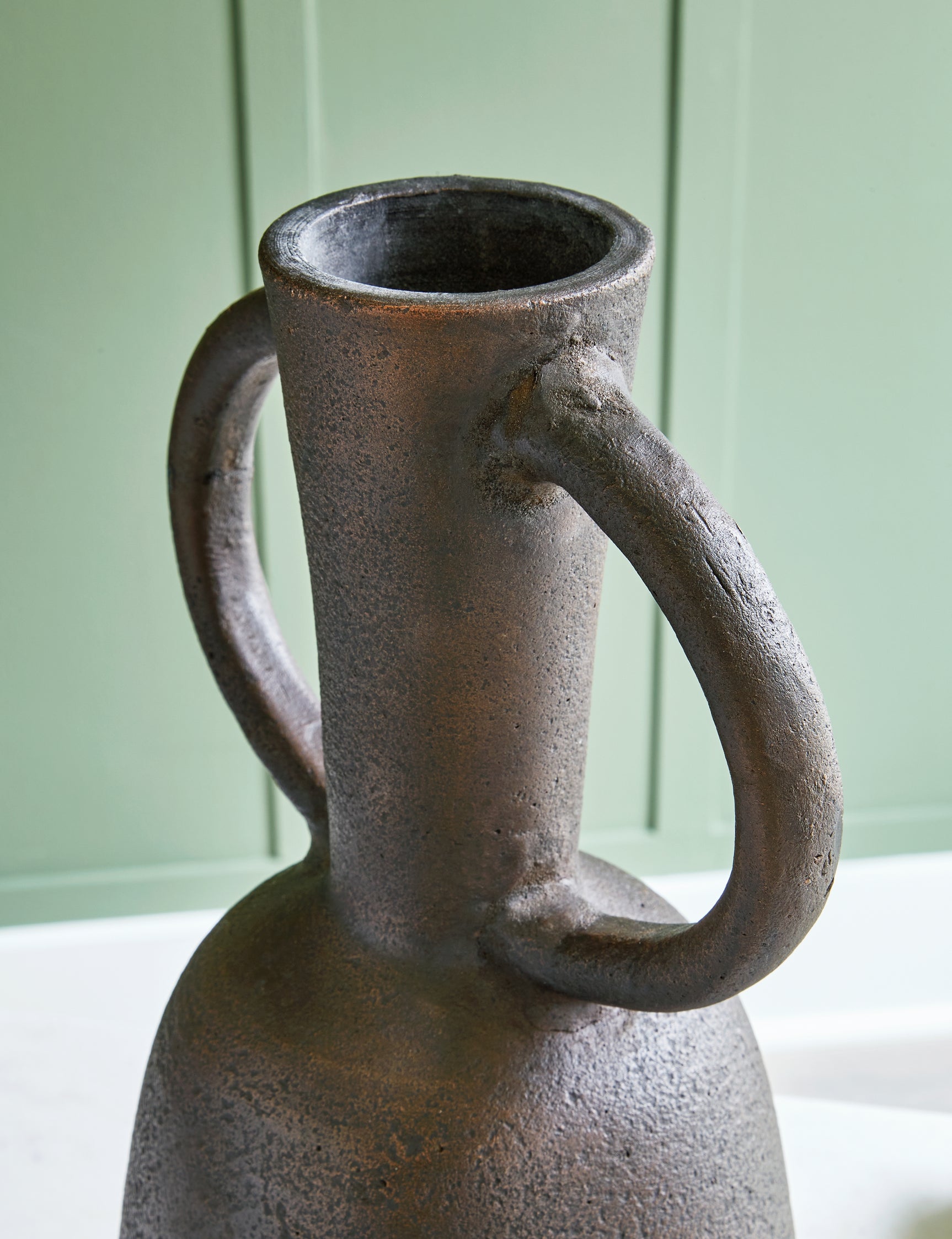 Close up of Aadeen vase finish and texture
