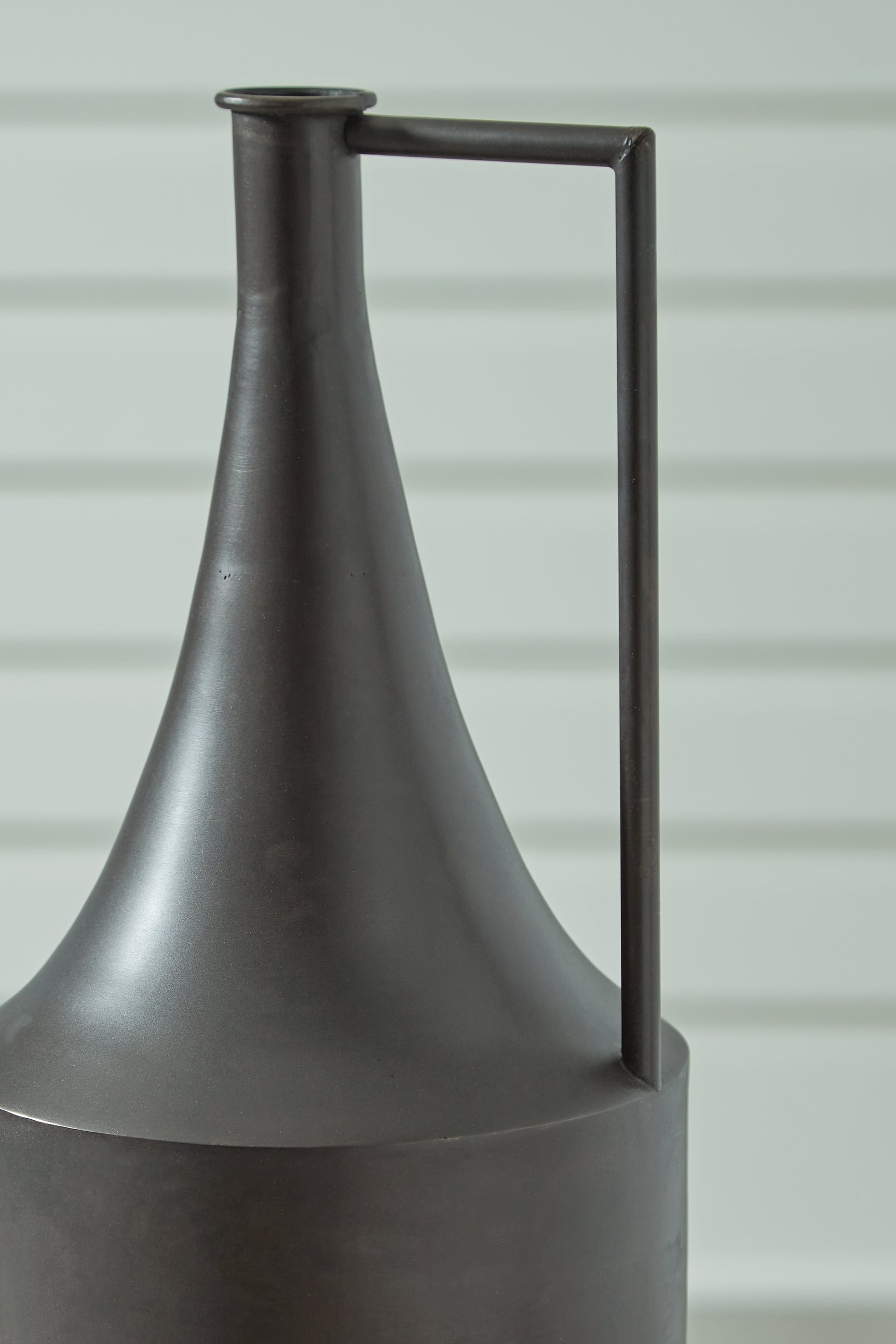 Zainforth Vase distressed brown finish close-up