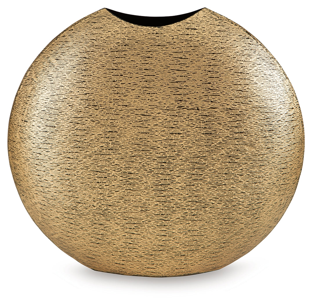 Close-up of Iansboro vase textured antique gold finish