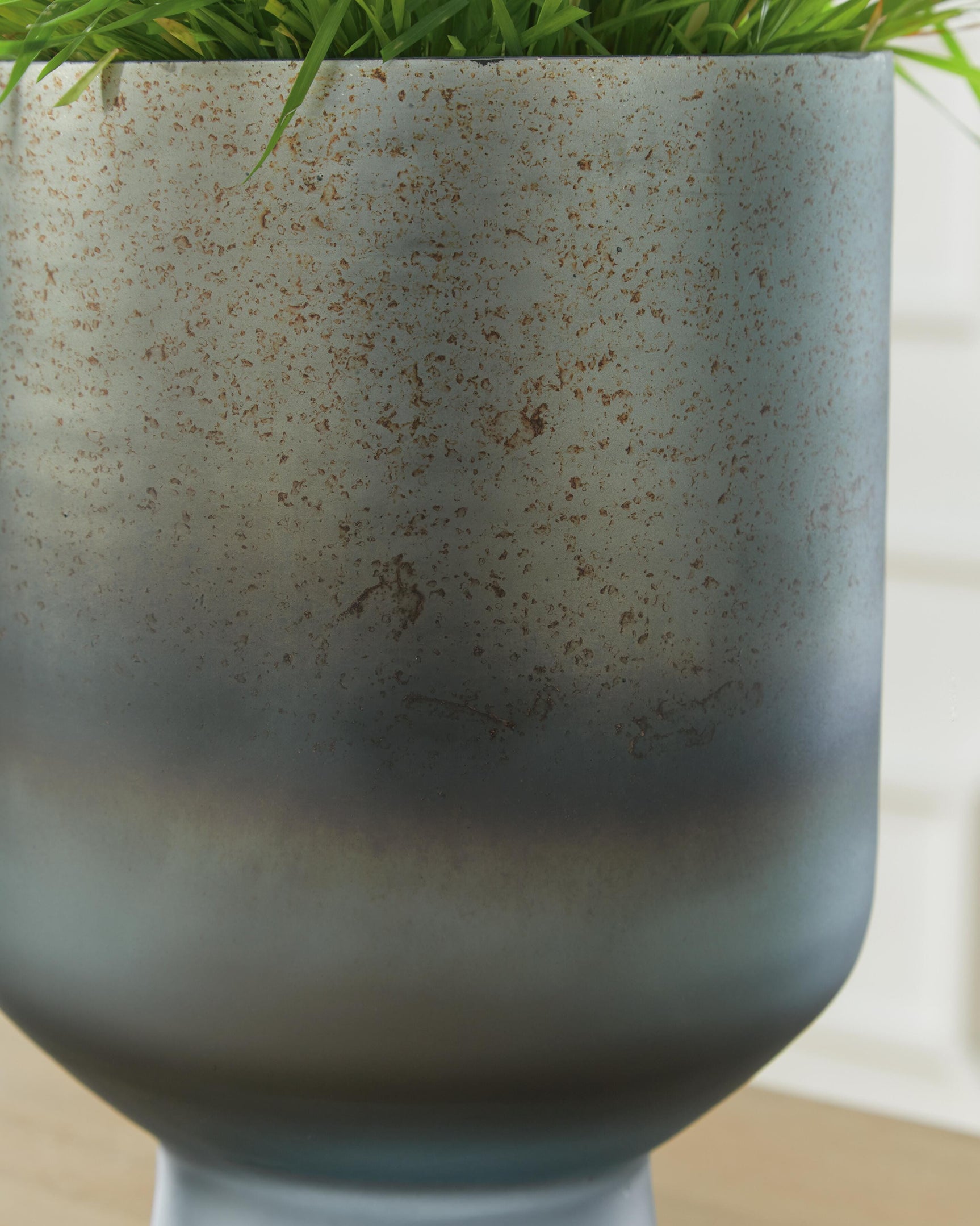 Detail shot of glass texture on Pennmore Vase