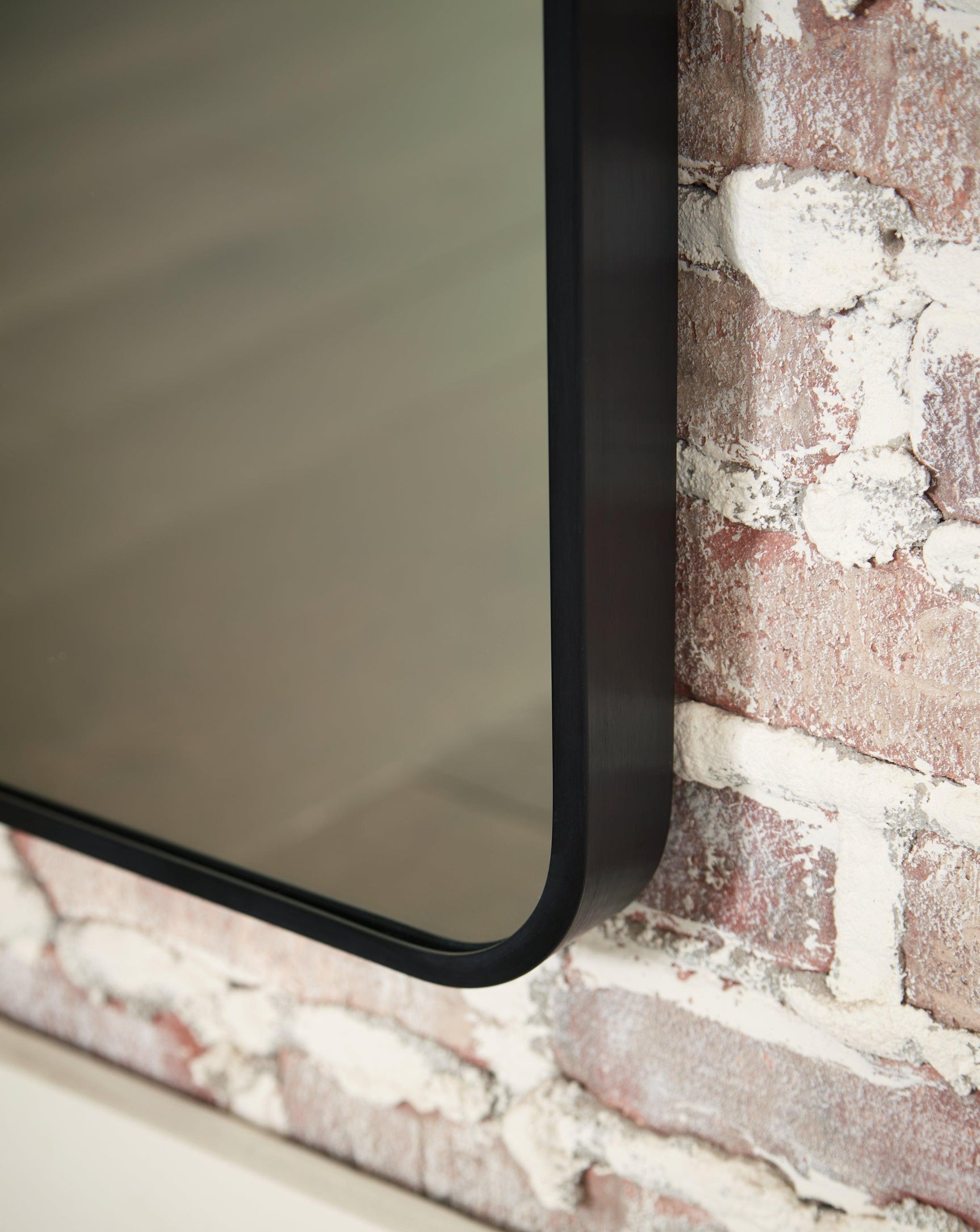 Sethall Black Floor Mirror close-up detail