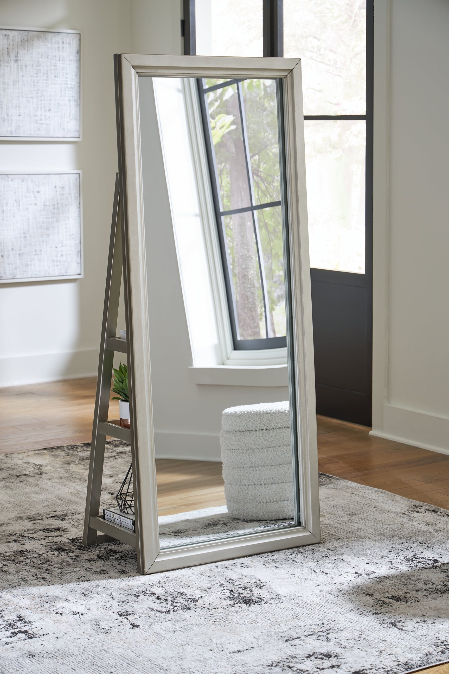 Evesen Champagne mirror with LED light off