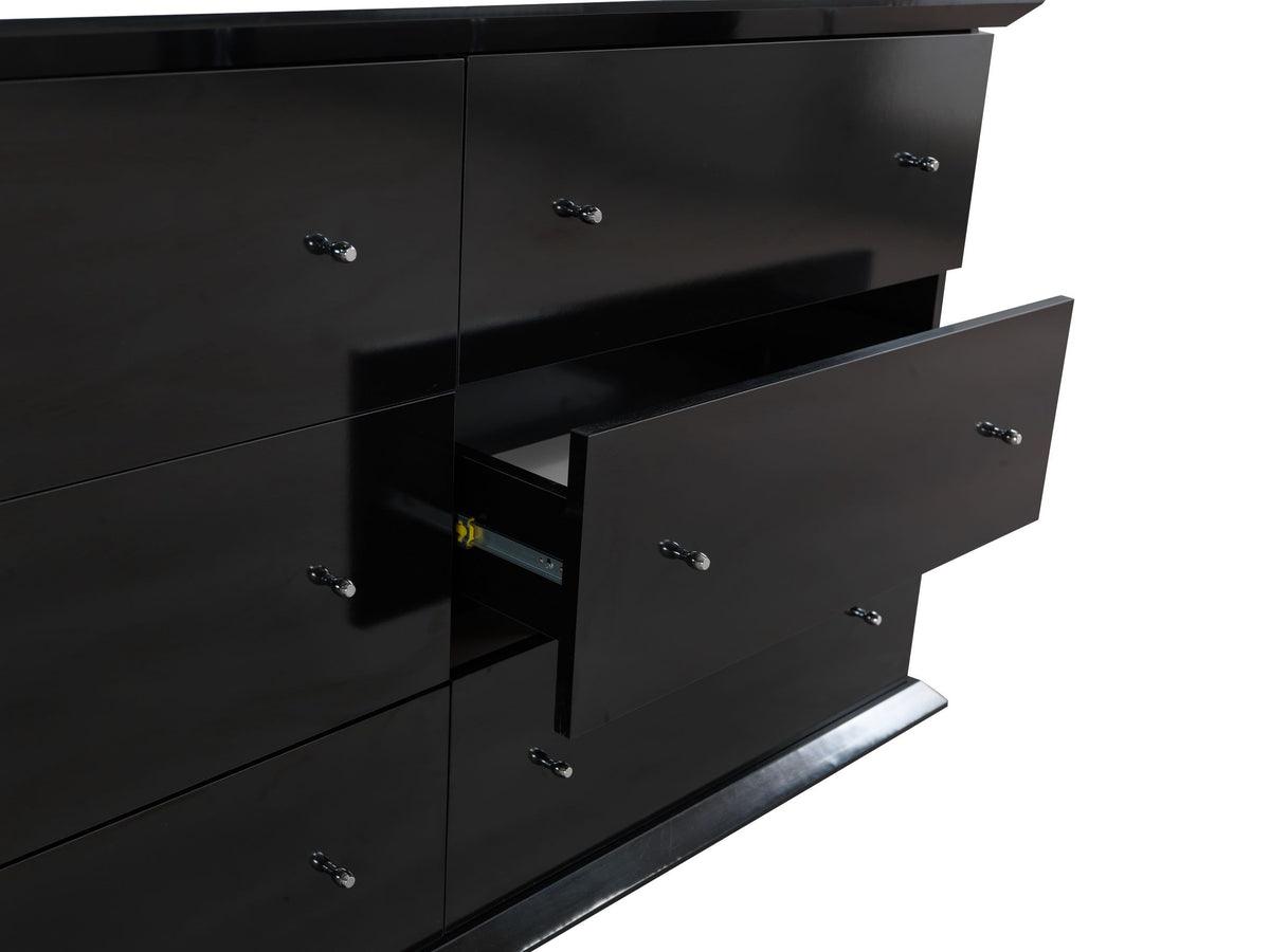 bedroom view of Natalie Black 4-Piece Queen Bedroom Set bed
