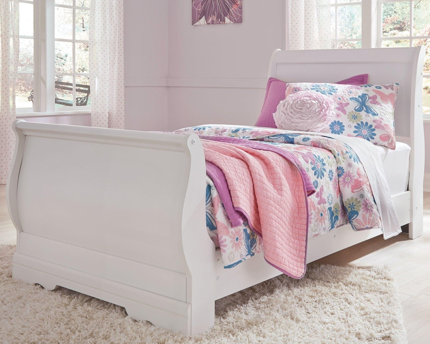 Anarasia White Twin Sleigh Bed front view