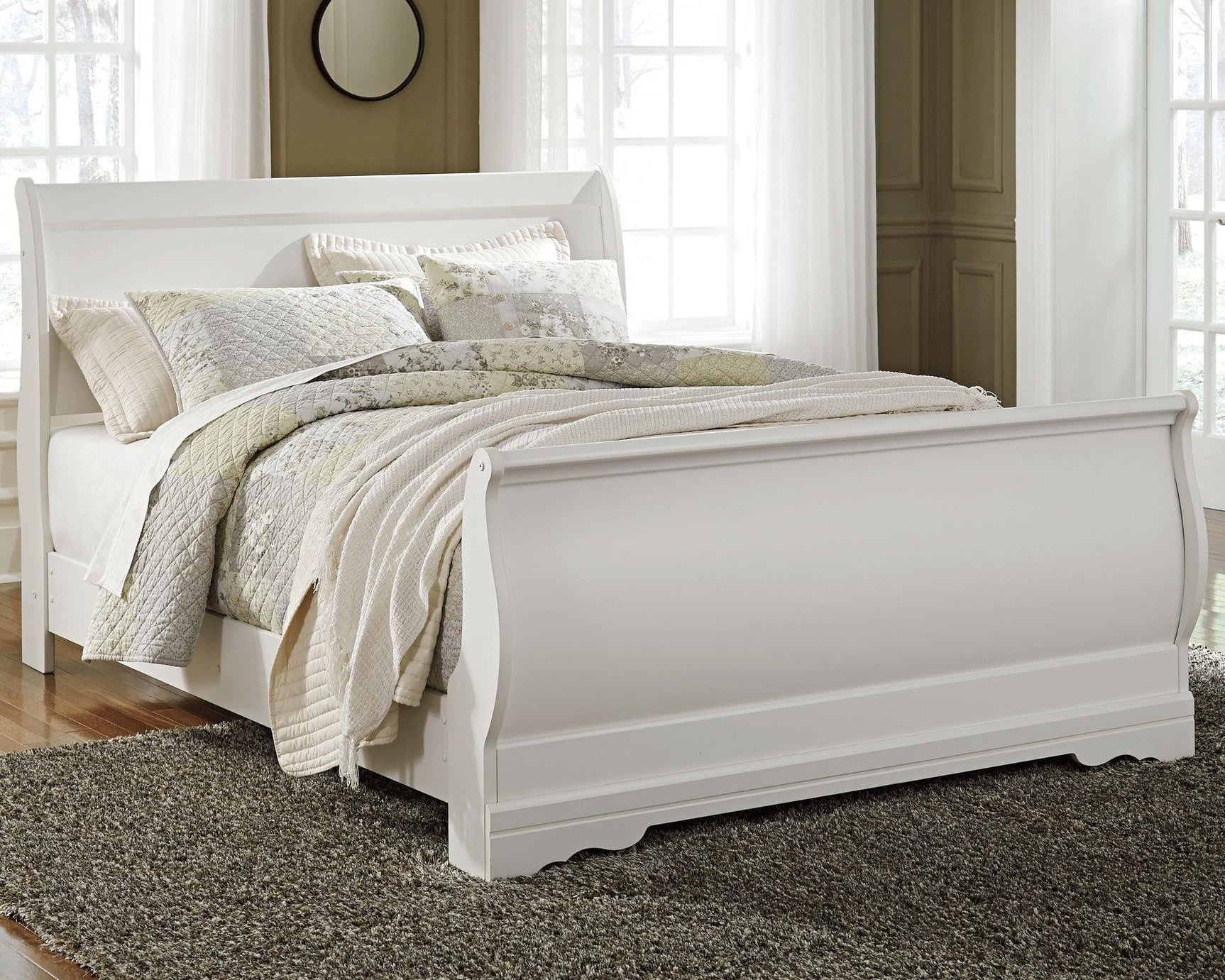 Side profile of Anarasia White Queen Sleigh Bed