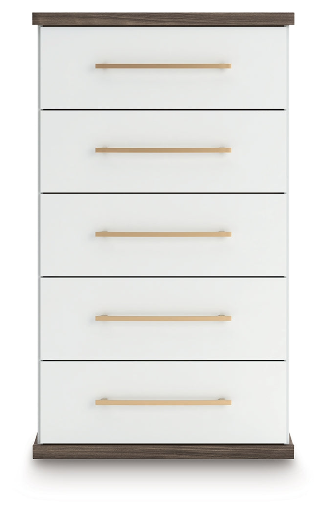 Head-on view of Kendanport Chest of Drawers
