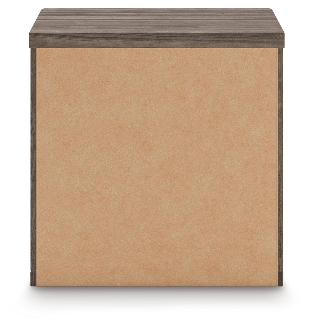 Back view of Kendanport Nightstand