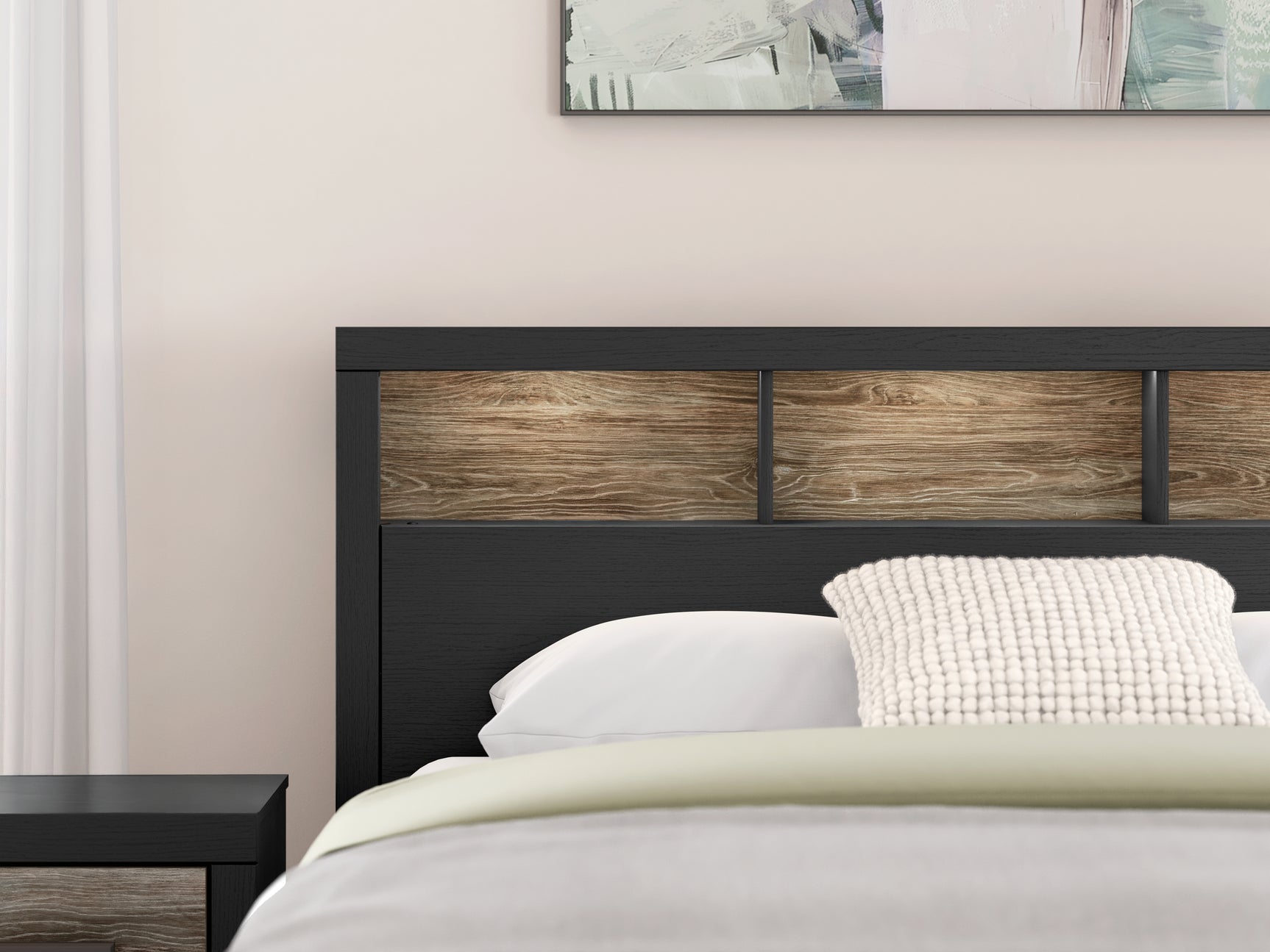 Lit detail of headboard on Broachmyn Bed