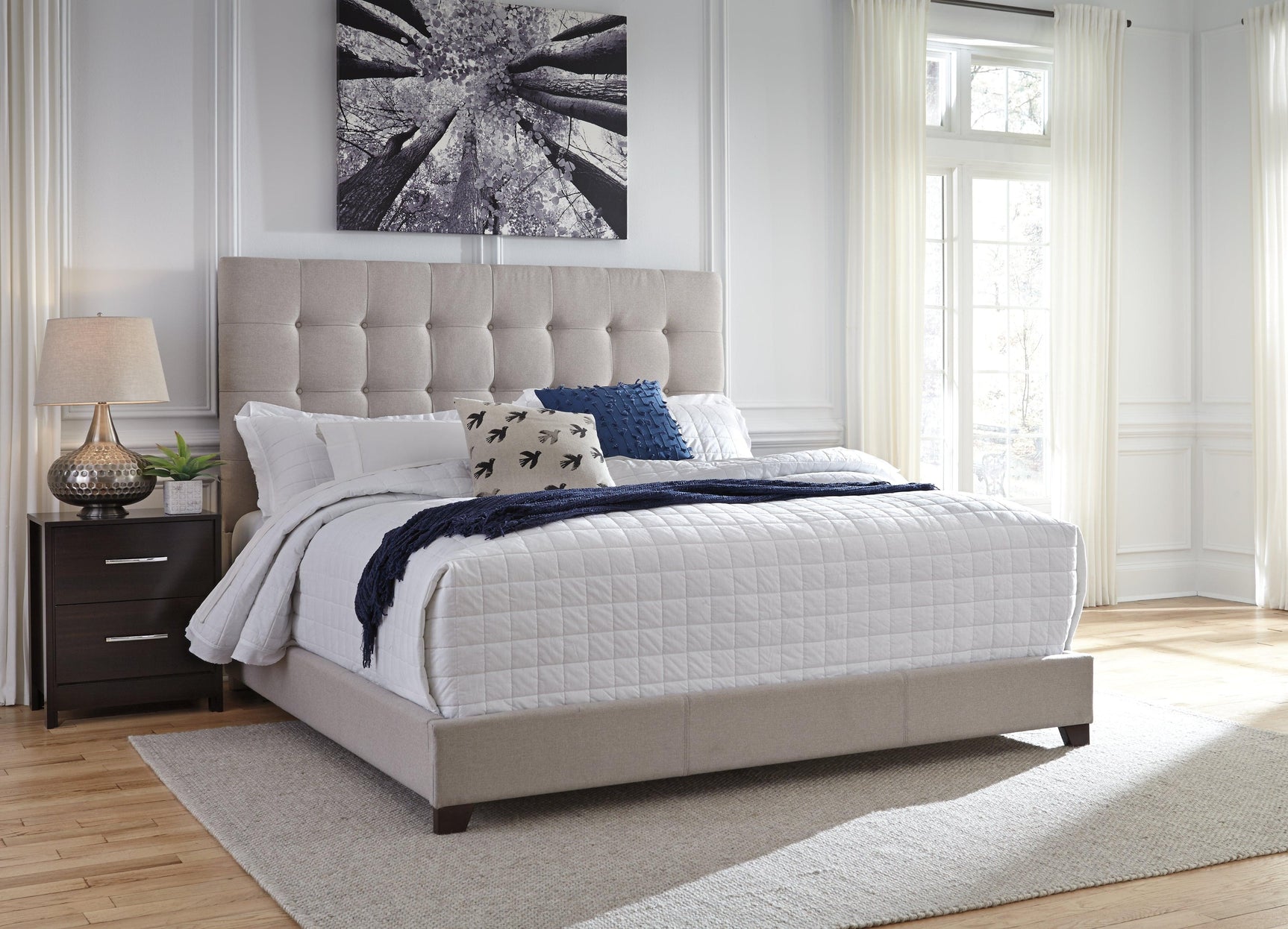 Dolante Beige King Upholstered Bed bedroom setting in beige fabric