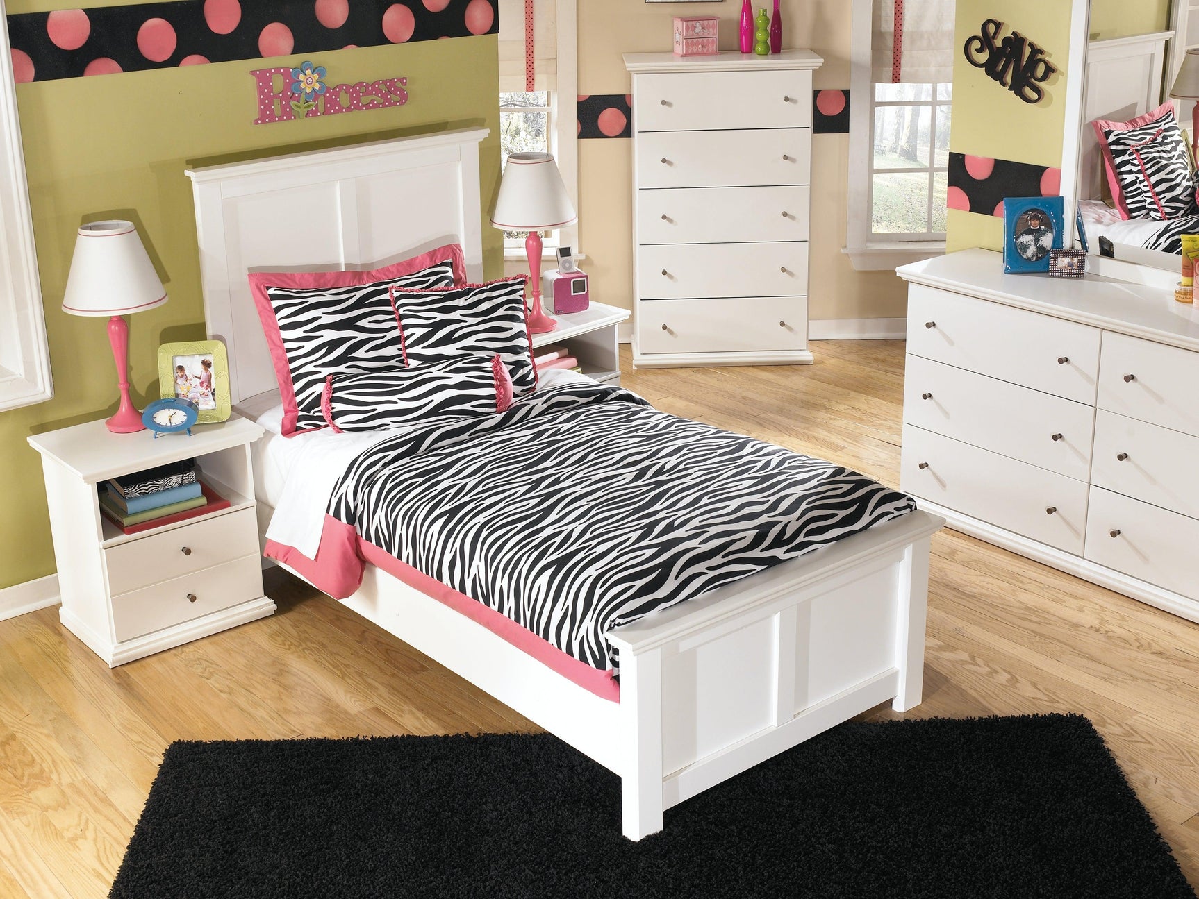 Bostwick Shoals White Twin Panel Bed detailed view