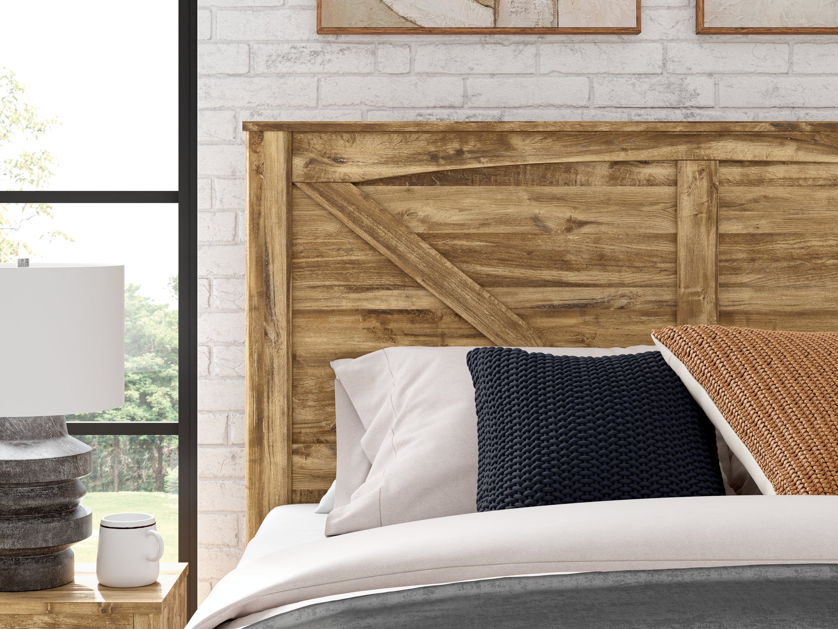 Maystonna King Crossbuck Panel Bed headboard detail