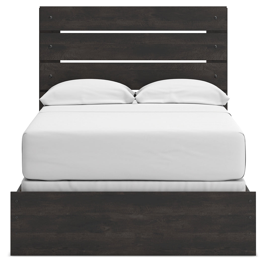 Head-on view of Hollivern Full Panel Bed