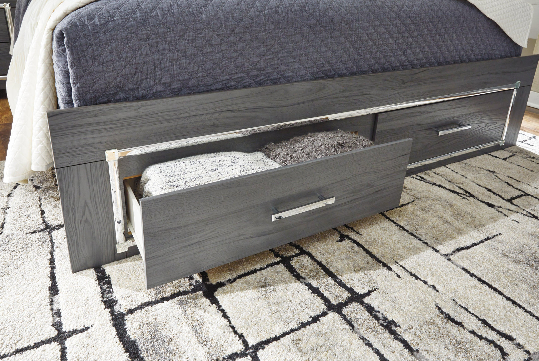 Detail of storage drawer on Lodanna bed
