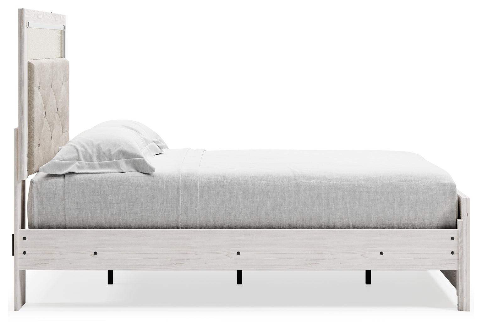 Altyra White Full Panel Bed, side view