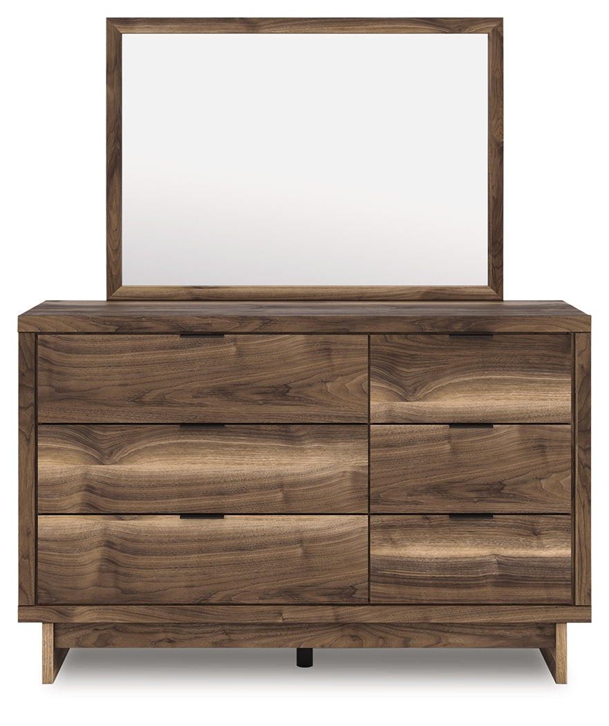 Head-on alternative view of dresser and mirror