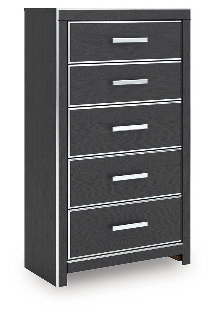 Zuraleus chest with chrome handles close-up detail