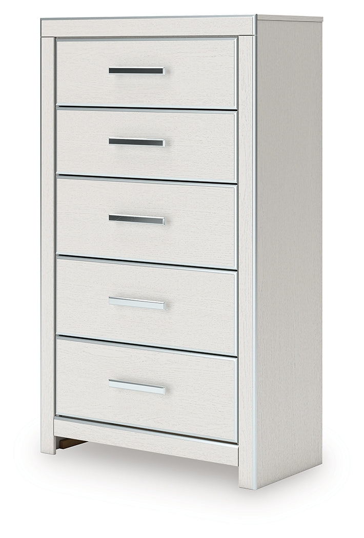 Zuraleus White Chest of Drawers