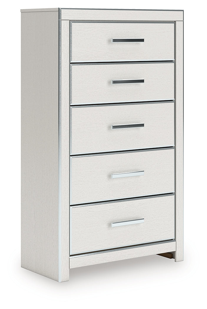 Zuraleus White Chest of Drawers