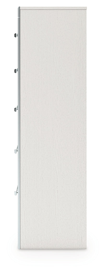 Zuraleus White Chest of Drawers